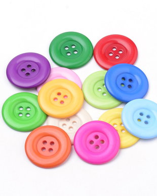 Nasturi din plastic. Nasturi 3.4 cm