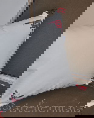 fata de perna brodata, perna handmade, perna motive populare, perna Crisana