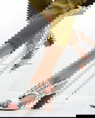 Sandale Darbaka Albe