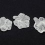 Pandantiv acril, frosted, floare, 22x20 mm, alb