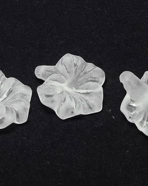 Pandantiv acril, frosted, floare, 22x20 mm, alb