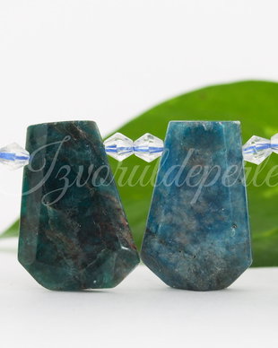 Pandantiv apatite 26-31x18-24mm (1)