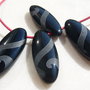 Pandantiv mare din onix negru gravat (provenienta America) aprox 50x20-21x10.5 mm