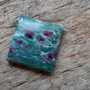 Cabochon masiv rubin in fucsit, 31x32x7-8 mm