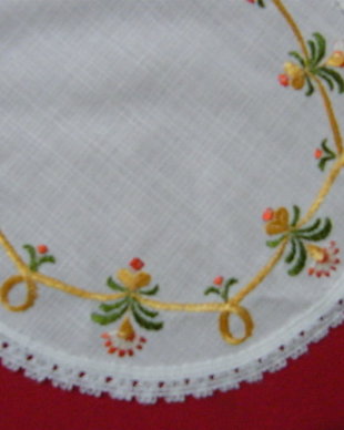 Nou-mileu brodat 47 cm