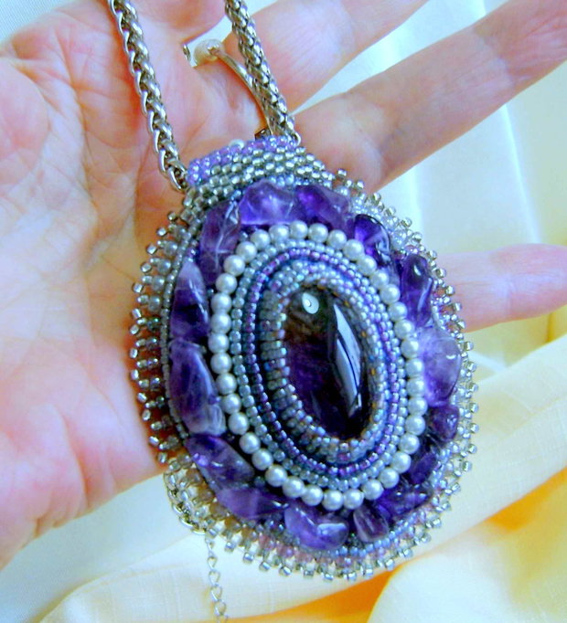 Set Amethyst natural, pandantiv mare si cercei inclusi