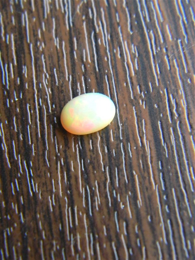 Caboson opal etiopian (C6-1)