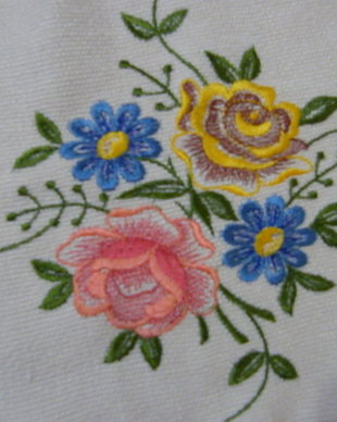 2 broderii pt aplicații