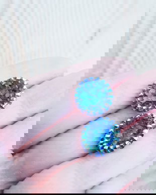 cercei unicat rotunzi, cu pin, cu cristale biconice Swarovski albastre si verzi
