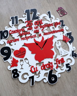 Ceas personalizat pentru aniversare