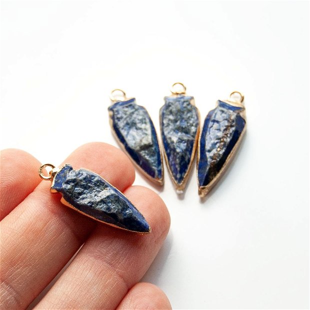 Pandant Lapis Lazuli cu  margini electroplacate aur (1 buc)