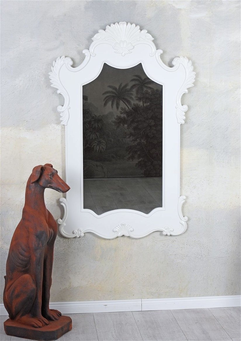 Oglinda cu rama stilizata din lemn masiv alb