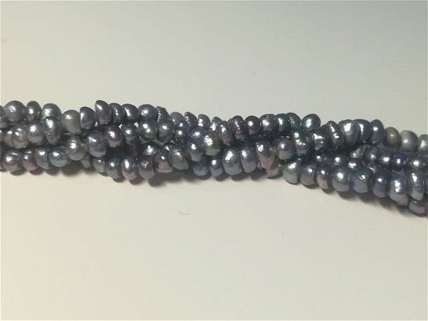 Perle de culoarea prunei, 3x2mm - 1 buc