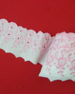 Dantela brodata 8,50m