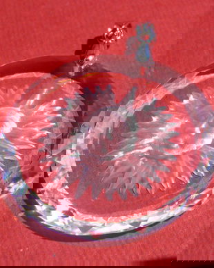 Pandantiv Swarovski gravat cu agatatoare argint .925 rodiat (provenienta America)