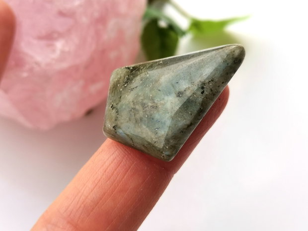 Cabochon labradorit