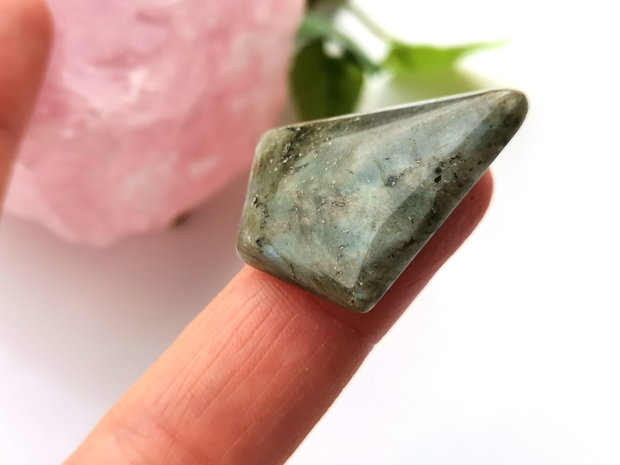 Cabochon labradorit