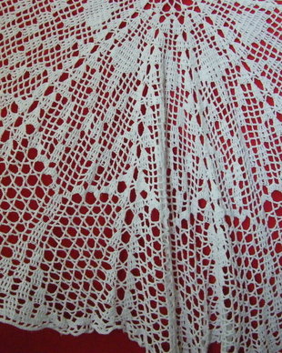 Fata de masa dantelata 100 cm