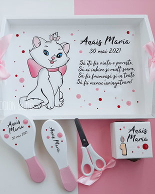 Tava taierea motului Marie pictata manual personalizata