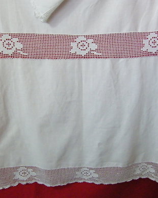 Perdeluța bumbac cu dantela