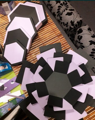 Explosion box hexagonal 5 în 1