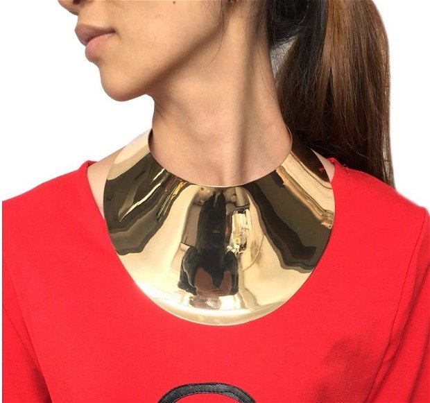 K1154 - Baza colier, aliaj metalic auriu lucios, stil egiptean, forma usor convexa, latime maxima 10cm