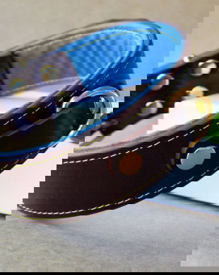 Zgarda personalizata din piele pentru caini