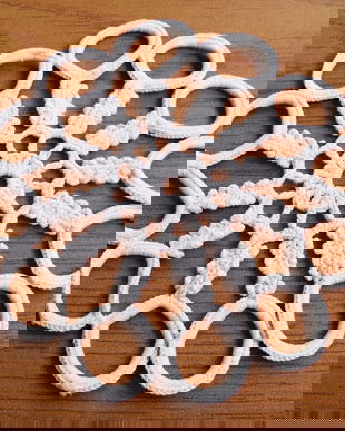 mileu mic alb crosetat manual laseta