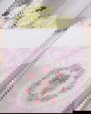 Napron nostalgic cu o doamna