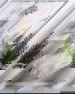 Bustul unei femei din rasini speciale