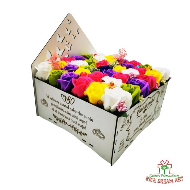 Aranjament floral personalizat cununie "Casa de piatra", 33 trandafiri de sapun culori diverse