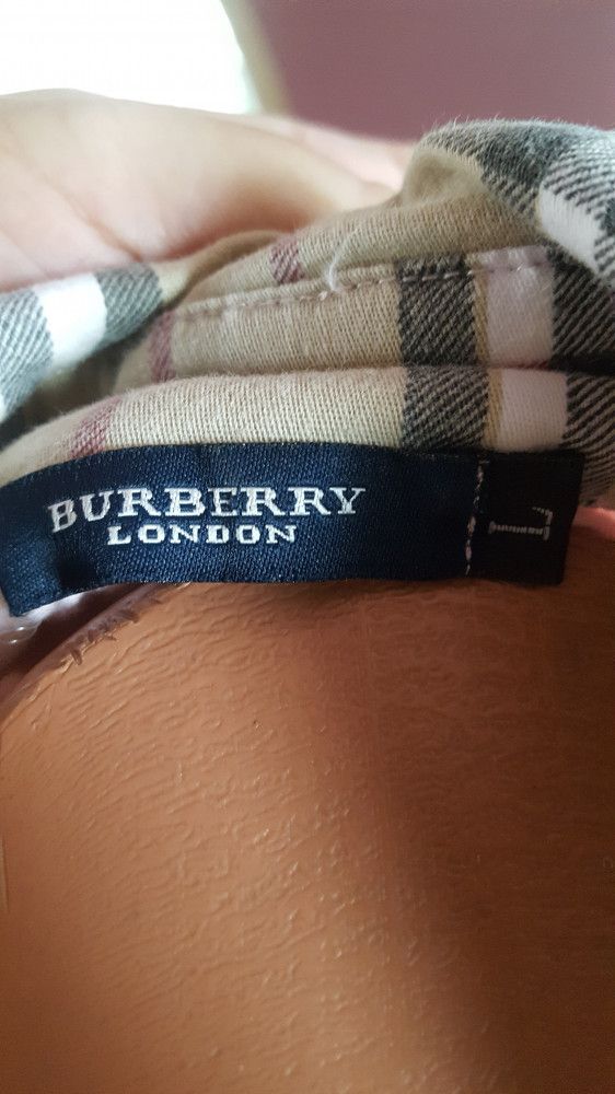 Tricou hotsell burberry dama