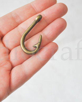 Fish hook bronz