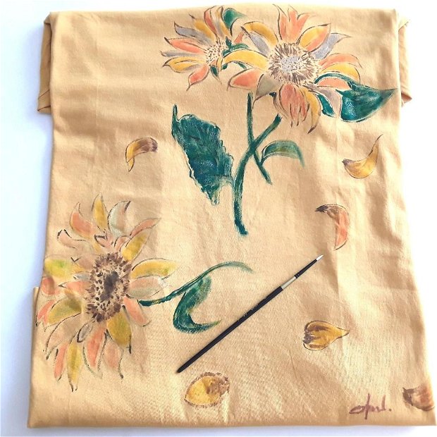 Tricou dama pictat cu floarea soarelui