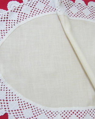 Mileu oval  cu dantela 72 cm