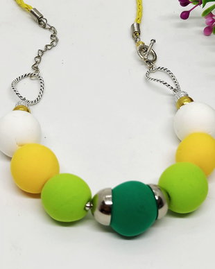 Colier bile colorate (3 )