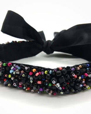 Colier choker/bentita cu pietre negre si colorate