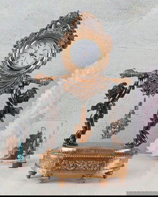 Ceas Empire de masa cu Meduza si doi ingerasi