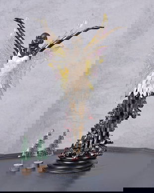 Lampa de masa cu un elf