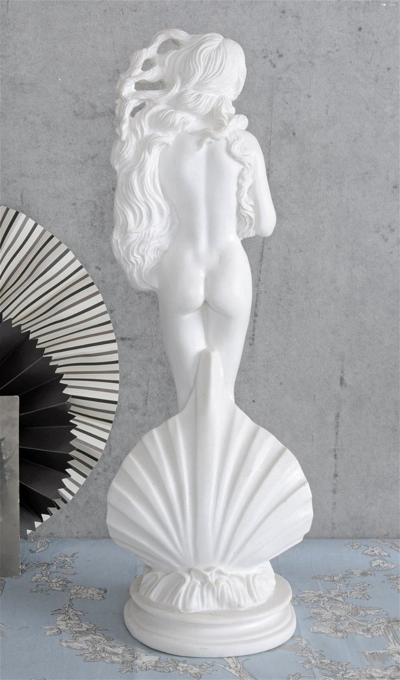 Statueta din rasini cu Venus