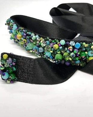 Brau/bentita/colier choker cu pietre verzi, smarald, albastre