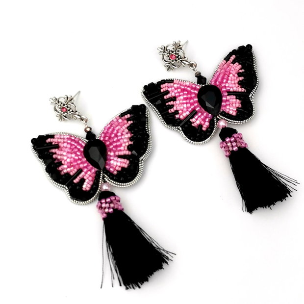 Rezervat Cercei - Pink Butterfly