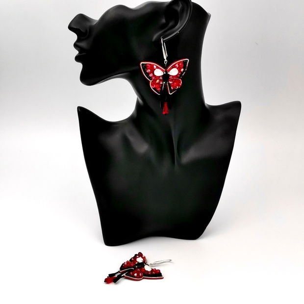 Cercei Black & Red Butterfly