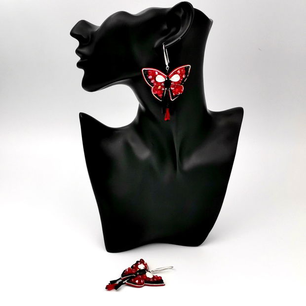 Cercei Black & Red Butterfly