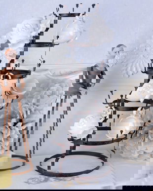 Set doua suporturi din metal pentru cesti