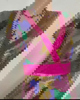 Rochie decolteu la spate