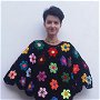 Poncho negru crosetat cu flori multicolore/ Handmade