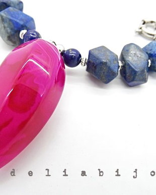Colier lapis lazuli si pandantiv agata
