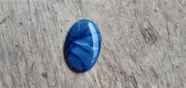 Cabochon opal albastru african 37x25 mm