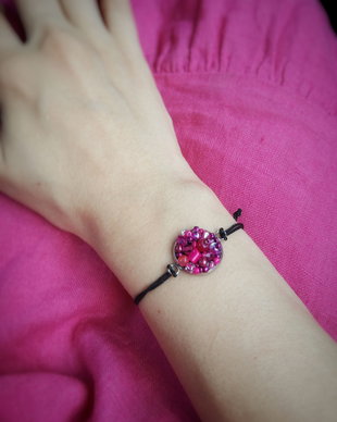 Bratara stil martisor cu pietre roz, fucsia